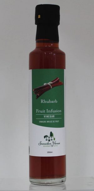 250 ml Rhubarb Vinegar